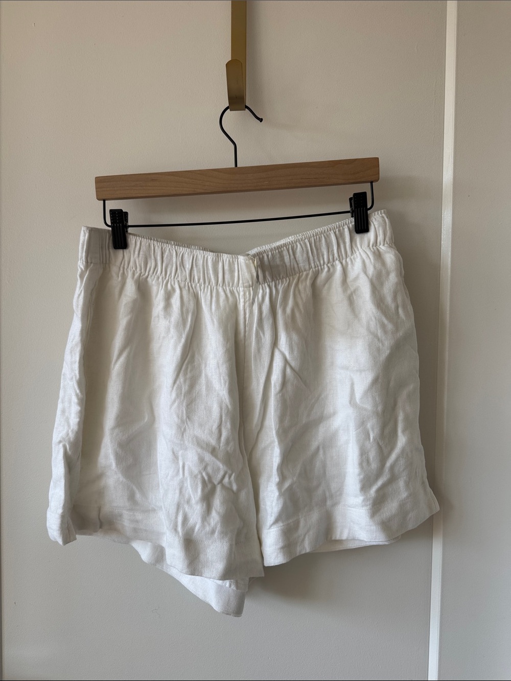 Abercrombie & Fitch White Linen Bermuda Shorts